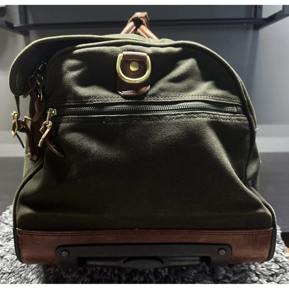 Orvis Bag Luggage Duffle Green Battenkill Canvas Vintage Rolling Distressed